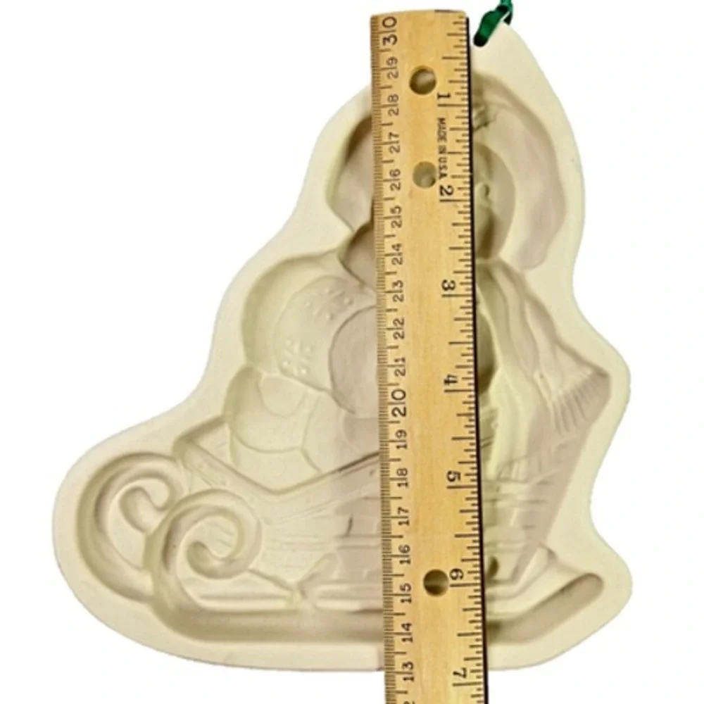Longaberger Pottery SNOW FRIENDS 1997 Chilly 1998 Sleigh Belle Cookie‎ Molds Box